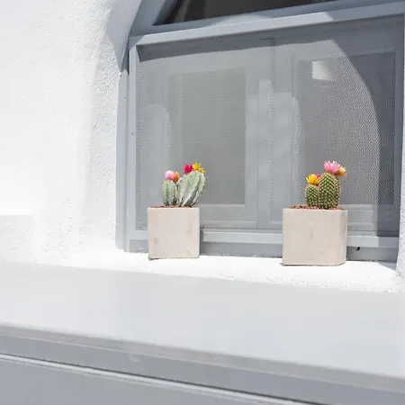 Argyro And Diogenis Emporio (Santorini)