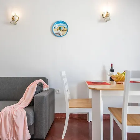 Argyro And Diogenis Emporio (Santorini)