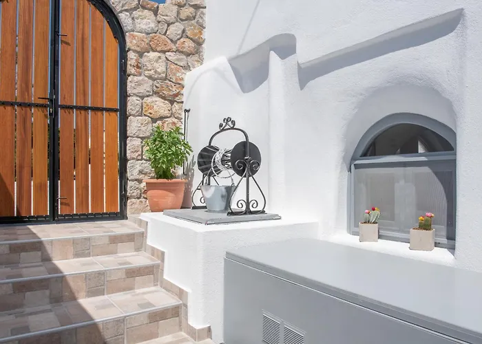 Argyro And Diogenis *