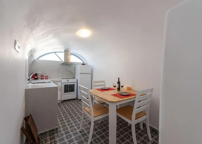 Argyro And Diogenis Apartment *