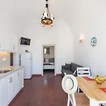 Argyro And Diogenis * Emporio (Santorini)